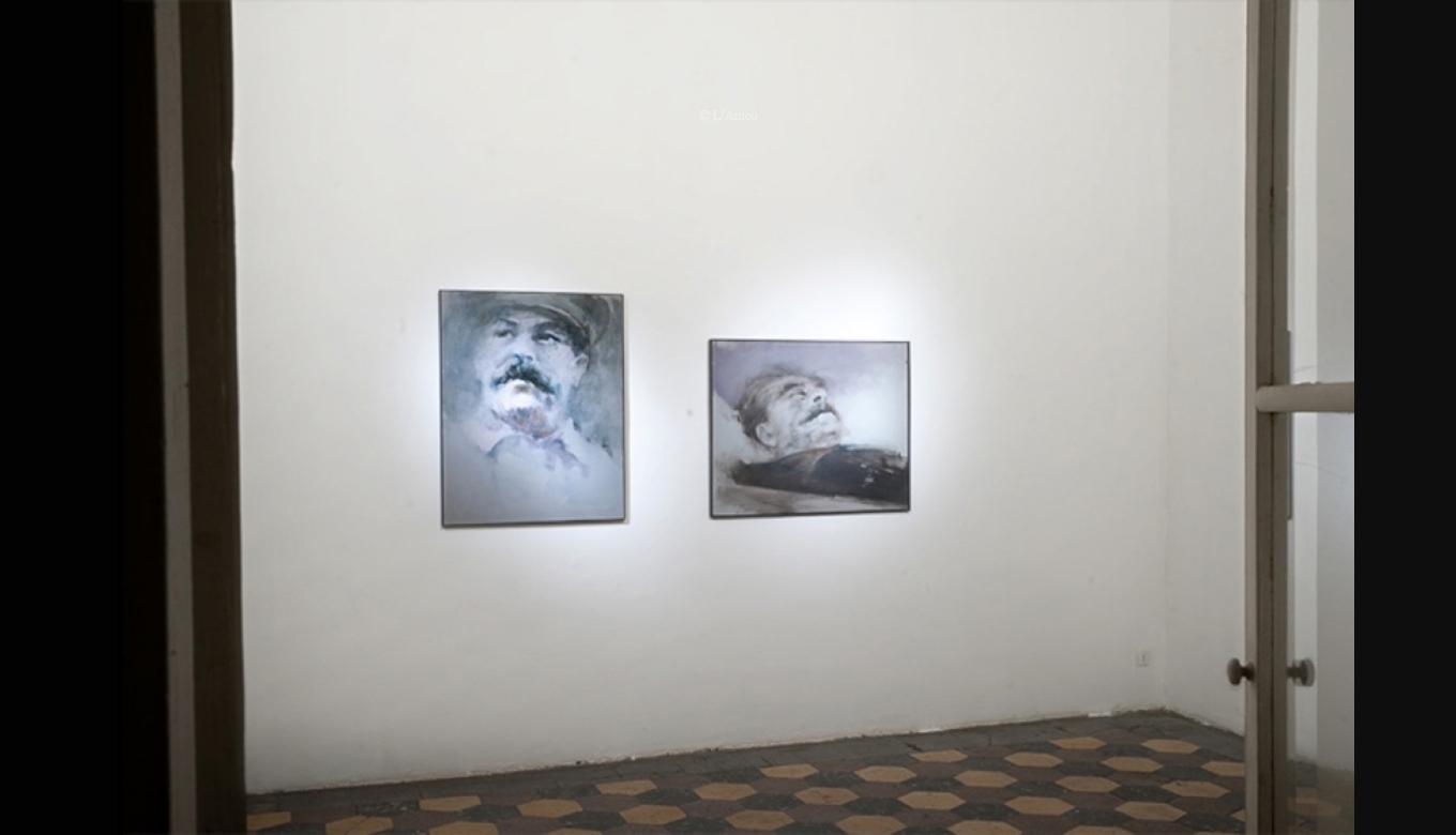 da sinistra: Paolo Del Giudice, 5 marzo 1953, 1994, acrilico su tela; Stalin, 1994, olio su tavola montaggiodelleattrazioniQ2